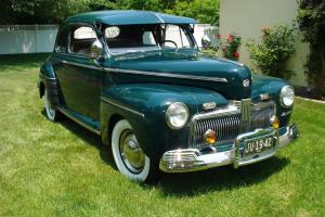 1942 Ford Super Deluxe Coupe Photo