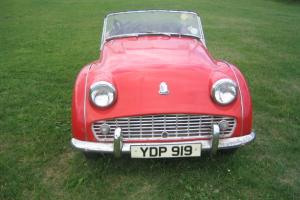 TRIUMPH TR3a RED UK RIGHT HAND DRIVE CAR BARN FIND  Photo