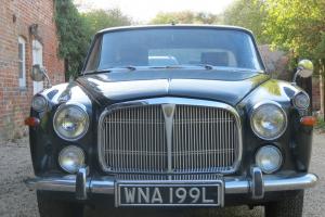 Classic Car Rover Coupe P5 3.5 Litre - Arden Green with Silver Birch Roof  Photo