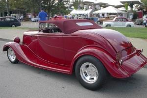 1933 Ford Roadster, burgundy, fold-up top, 350, RFS, IRS, 125 miles, newly built