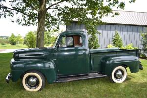 1948 FORD F-1 Pick up truck Photo