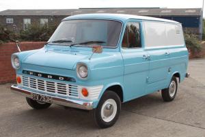 1970 FORD TRANSIT VAN MK1. COMPLETELY RESTORED, BEAUTIFUL CONDITION
