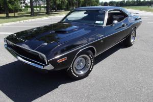 1970 DODGE CHALLENGER R/T SE 440 4 SPD. EXTREMELY RARE 1 OF 400