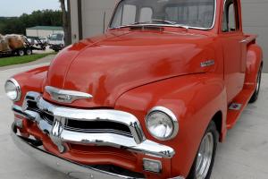 RESTORED 1954 CHEVY SHORTBED.4 SPEED, WOOD BED, CUSTOM WHEELS SHOW LIKE QUALITY