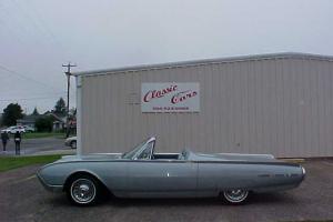 1962   FORD   THUNDERBIRD   CONVERTIBLE  LOW   MILES