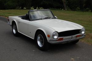  Triumph TR6 (ONE OWNER FROM NEW.....FULL SERVICE HISTORY)  Photo