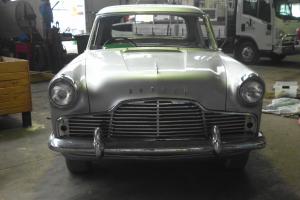  Zephyr UTE 