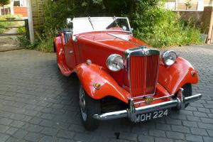  MG TD/TF RED/BLACK Right Hand Drive  Photo