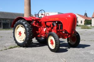 Porsche Tractor AP22 Top Condition! One of a few left! Oldtimer Photo