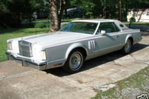  1978 Ford Lincoln Mark 5 Light Grey 2 Door LHD  Photo