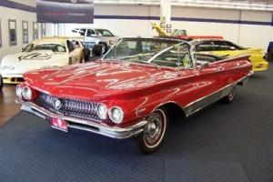 1960 225 CONVERTIBLE AUTO Red