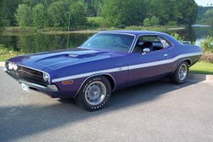 1970 Dodge Challenger R/T 440 Six Pack 4 Speed