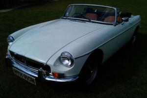  1974 MG MGB ROADSTER - 1 PRIVATE OWNER FROM NEW  Photo