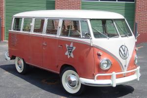 1960 15 Window Deluxe VW Volkswagen Logo Bus.  Mostly Originial.