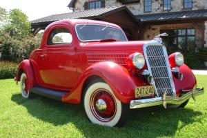 1935 FORD DELUXE THREE WINDOW COUPE