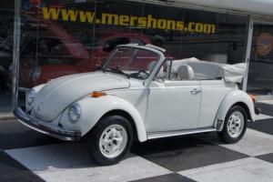 79 Volkswagen Super Beetle Convertible Triple White Photo