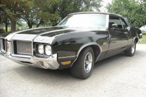 1972 Oldsmobile 442 Convertible with 455/400-Air-conditioning Triple Black!
