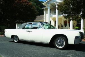 1962 Lincoln Convertable in Excellant Condition, No Reserve