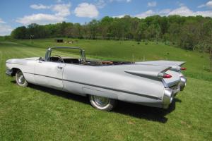1959 Cadillac Convertible project , needs total resto, has nice frame Photo
