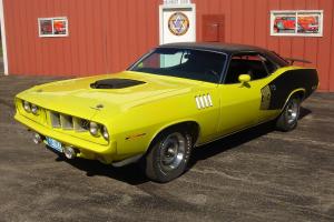 loaded real deal 1971 cuda shaker, rubber bumpers, spoilers, window louvers, Photo