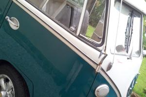  1967 VW SPLITSCREEN COMBI VAN WHITE/GREEN LHD PROJECT  Photo