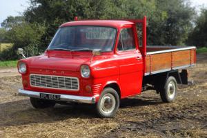  MK1 FORD TRANSIT SINGLE WHEEL TRUCK, 20,000 MILES 1 PREVIOUS KEEPER. RED  Photo
