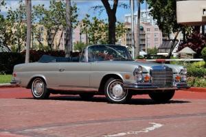 1971 MERCEDES BENZ 280 SE 3.5 CONVERTIBLE SILVER AC POWER WINDOWS STEERING