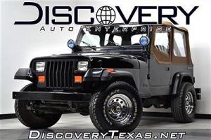 *4x4 V6* FREE 5-YR WARRANTY / SHIPPING! Leather 4WD 5Sp Sahara MUST SEE! Photo