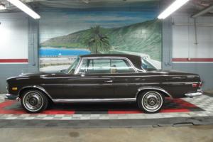 Mercedes Benz 280SE Coupe..Rust Free Black Plate Southern California Example !!