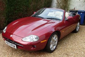  JAGUAR XK8 CONVERTIBLE - 4.0 V8 AUTO - STUNNING CAR VERY WELL MAINTAINED 79K FSH  Photo