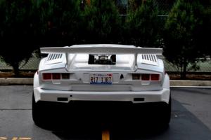 Lamborghini Countach  25th V8 anniversary replica