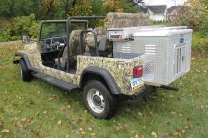 68 jeep gladiator pickup truck v-8 auto 4 x 4 Photo