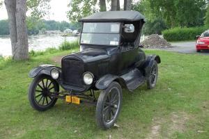 1924 FORD MODEL T Photo