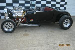 1927 Ford Model T Roadster Hot Rod Photo