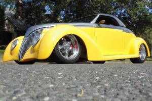 1939 Ford Roadster Hardtop/Roadster Top Quality Custom THE BEST !!! MUST SEE !!! Photo