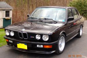 BMW e28 M5 Rare and Beautiful