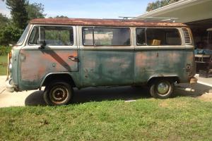 Project 1975 VW BUS/TRANSPORTER 2 WITH AUTOMATIC TRANSMISSION. TITLE IN HAND Photo