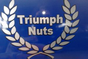  TRIUMPH NUTS CLASSIC CAR RESTORATION BUSSINESS 