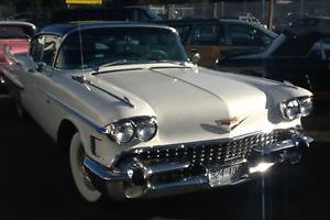  1958 Cadillac Fleetwood Sixty Special Fully loaded, new leather, runs and drives  Photo