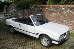  1990 BMW 320i Convertible  Photo