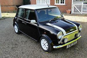  CLASSIC MINI COOPER ONE LADY OWNER FROM NEW  Photo
