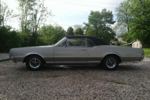 1967 Oldsmobile Cutlass 442 Convertible. Fully restored. Original.