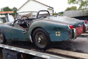 Triumph TR3 1960 Early steel dash and wire wheels