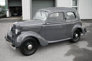 1936 FORD 10 CX De Luxe Tudor Saloon Photo
