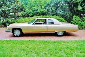 Absolutly amazing just 18,040 miles 1975 Cadillac coupe DeVille must see drive Photo
