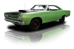 Frame Off Restored Road Runner A12 440 Six Pack 4 Speed Photo