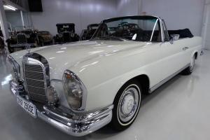 1967 MERCEDES-BENZ 250SE CONVERTIBLE $50,000 IN RECEIPTS 1 OF ONLY 954 PRODUCED Photo