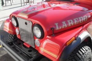 1979 Jeep CJ7 v8 304 RED & BLACK 4x4