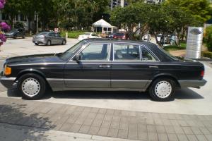 1989 Mercedes 420 sel Only 63245 miles, Showroom condition rare color combo. Photo
