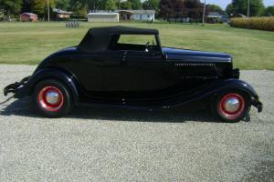 Beautiful 1933 Ford Cabriolet Convertible! Runs and drives excellent!